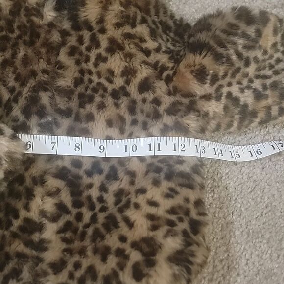 Baby Gap Cheetah Faur Fur Coat with Hood - Picture 9 of 16